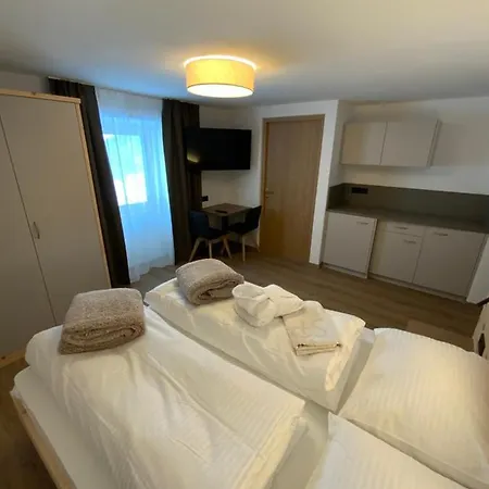 Homestay Dorfblick & *